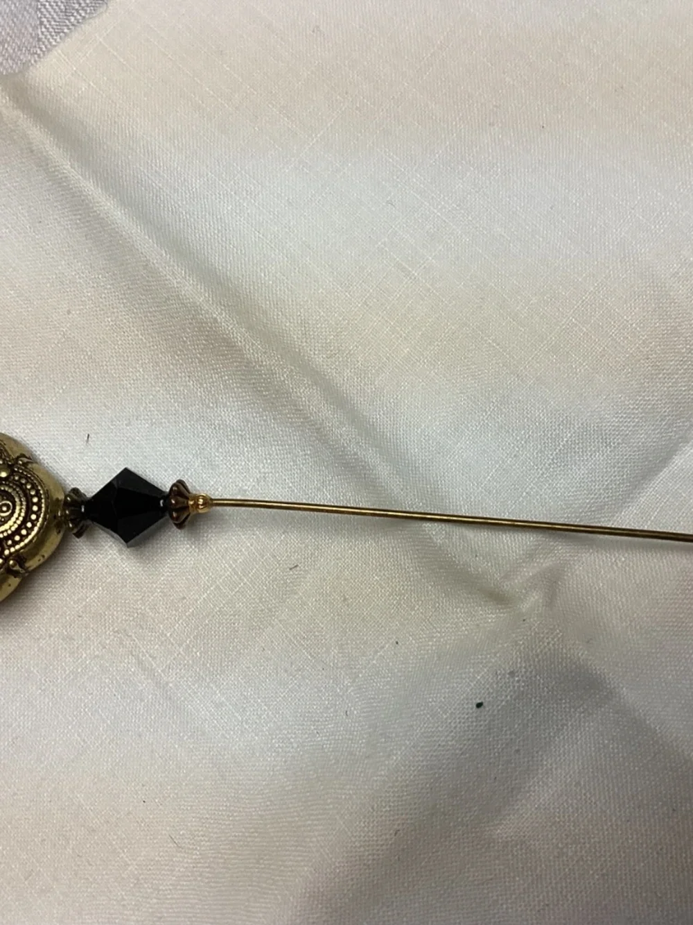 Hat pins. BROOCH. SCARF PIN. UNIQUE 3 PIECE LOT.